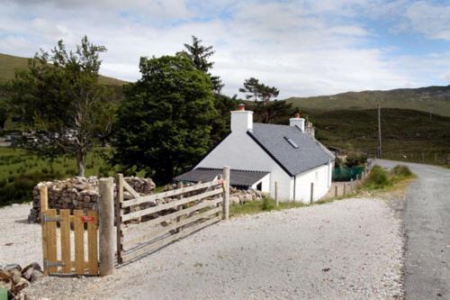 Glas Bheinn Cottage Luib Esterno foto